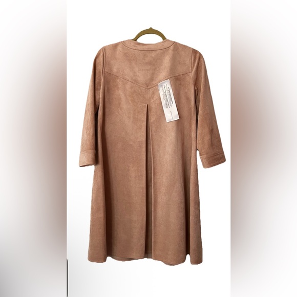 BCBGMaxAzria Blush Midi Dress with 3/4 Sleeves - Picture 4 of 12